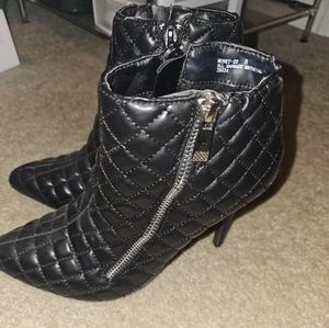 Heeled boots